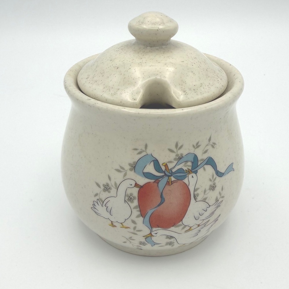 Vintage‎ Granny Core Country Geese Apple Stoneware Jam Jar Sugar Bowl with Lid